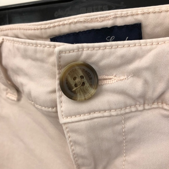 ๐ American Eagle Outfitters womenโs shorts - Picture 2 of 8